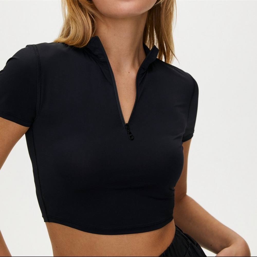 TNA Aritzia Black Zip Mendocino Shirt Medium
